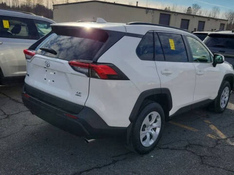 2021 Toyota RAV4 LE