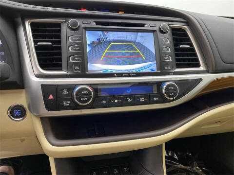 2017 Toyota Highlander