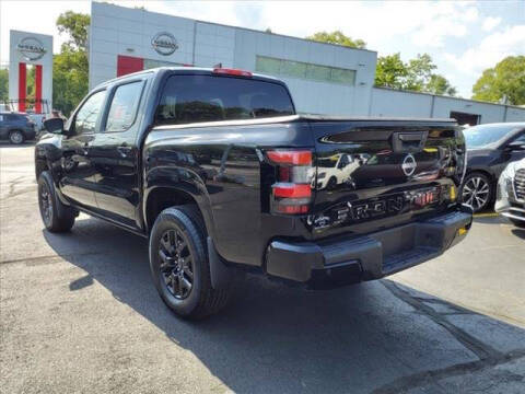 2023 Nissan Frontier SV