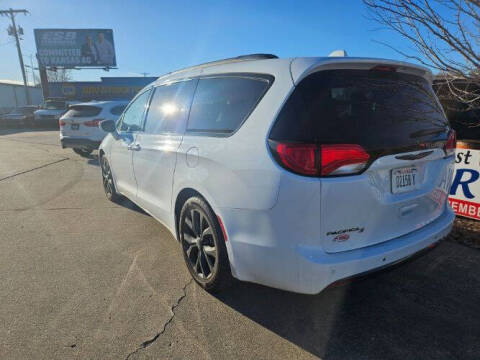 2018 Chrysler Pacifica Touring L Plus
