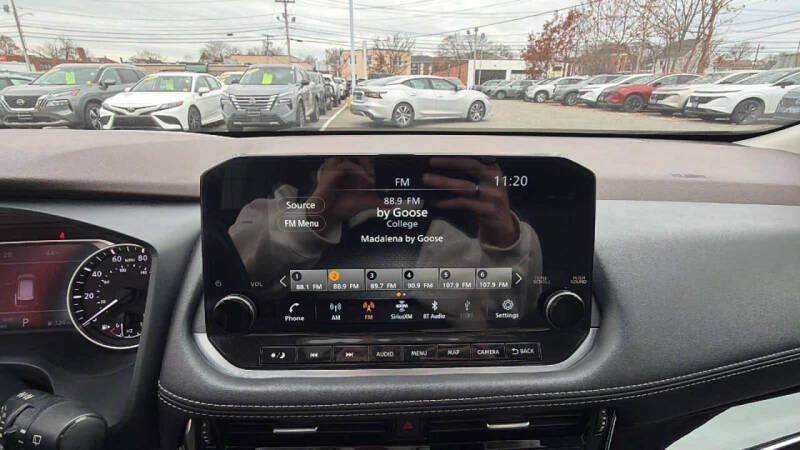 2022 Nissan Rogue SL