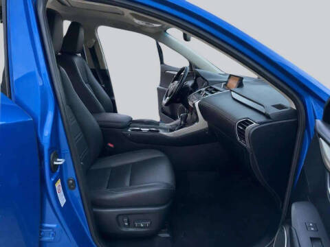 2017 Lexus NX 200t