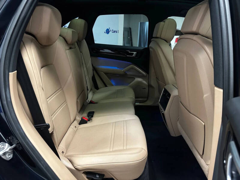 2022 Porsche Cayenne