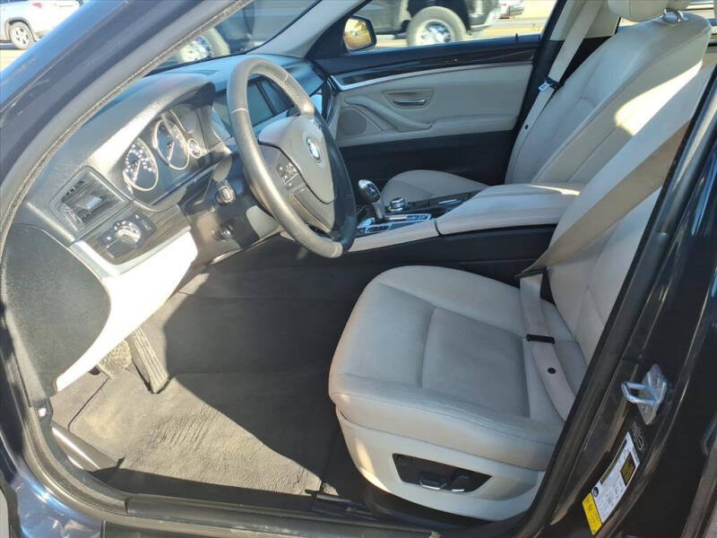 2013 BMW 5 Series 528i