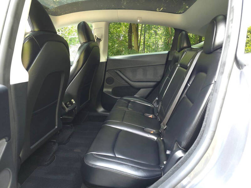 2025 Tesla Model Y Long Range