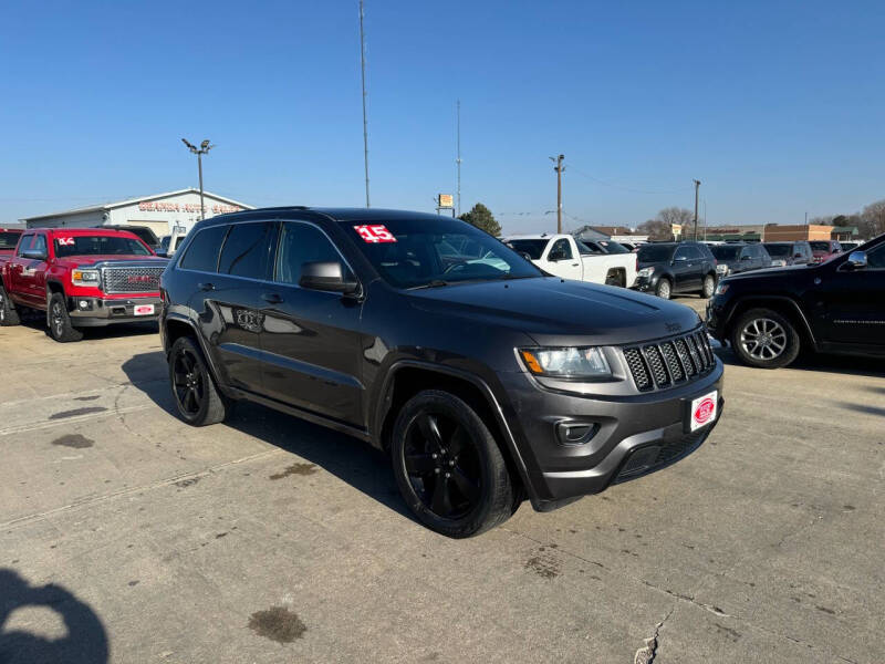 2015 Jeep Grand Cherokee for sale at UNITED AUTO INC in South Sioux City NE