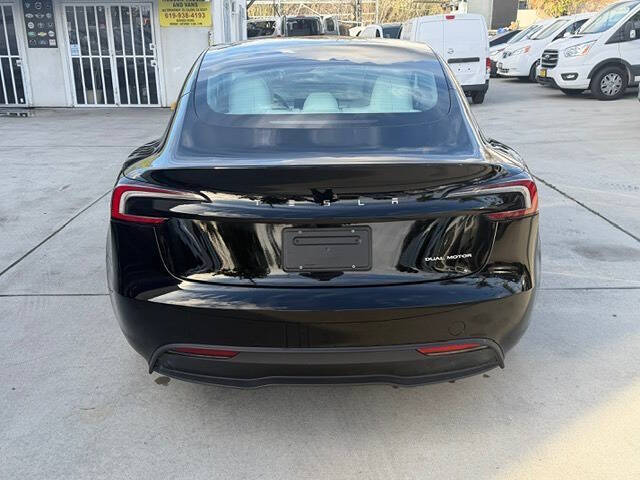 2025 Tesla Model 3 Long Range