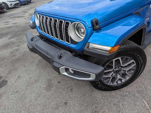 2024 Jeep Wrangler Sahara