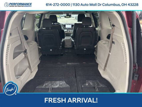 2022 Chrysler Pacifica Touring L