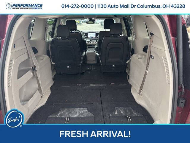 2022 Chrysler Pacifica Touring L