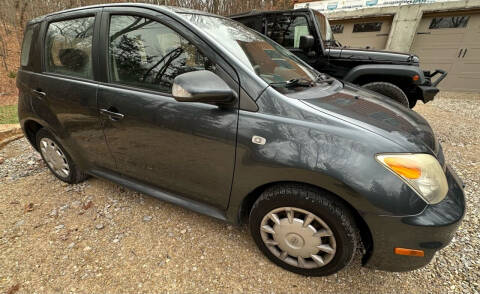 2006 Scion xA for sale at VETERAN MOTORS in Fenton MO