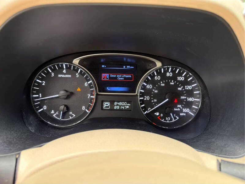 2015 Nissan Pathfinder SL