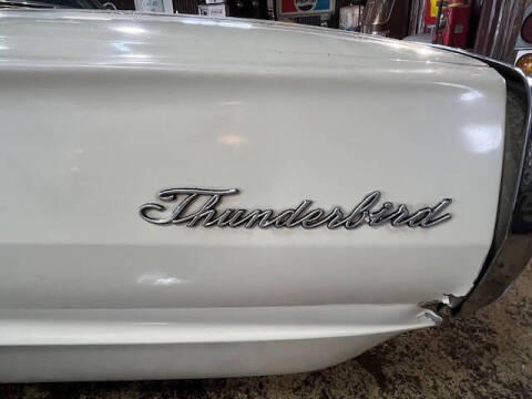 1965 Ford Thunderbird