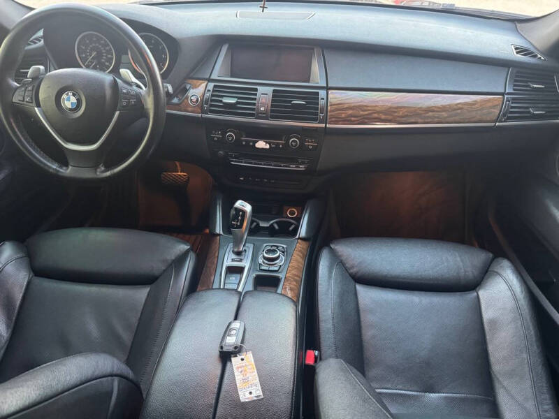 2011 BMW X6 xDrive50i