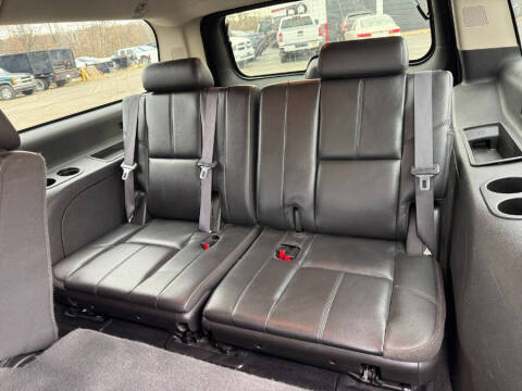 2011 Chevrolet Suburban LT