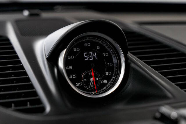 2016 Porsche 911 Carrera GTS