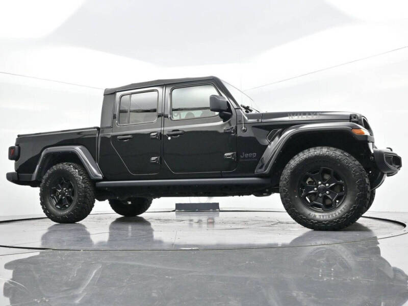2021 Jeep Gladiator Willys