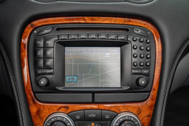 2003 Mercedes-Benz SL-Class 27