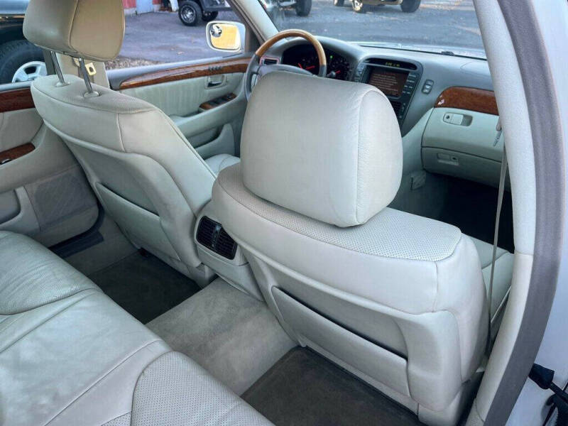 2003 Lexus LS 430