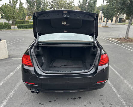 2016 BMW 5 Series 528i