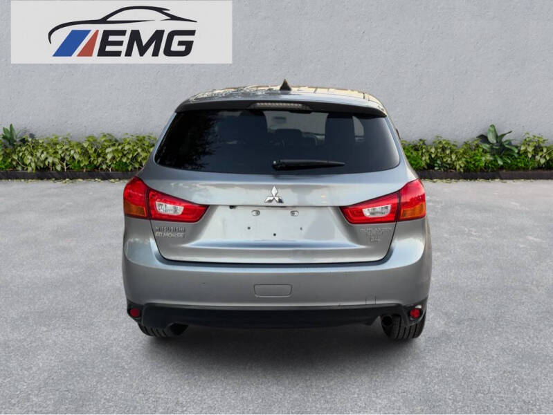 2015 Mitsubishi Outlander Sport 2.4 ES