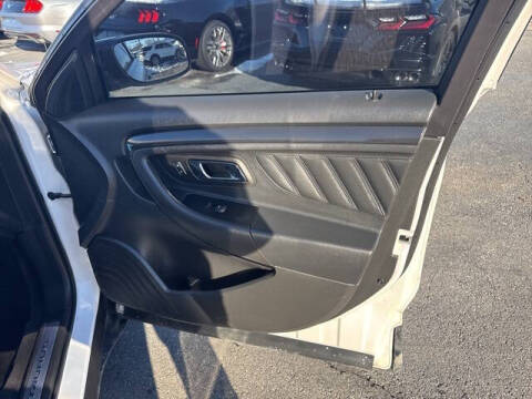 2017 Ford Taurus SHO