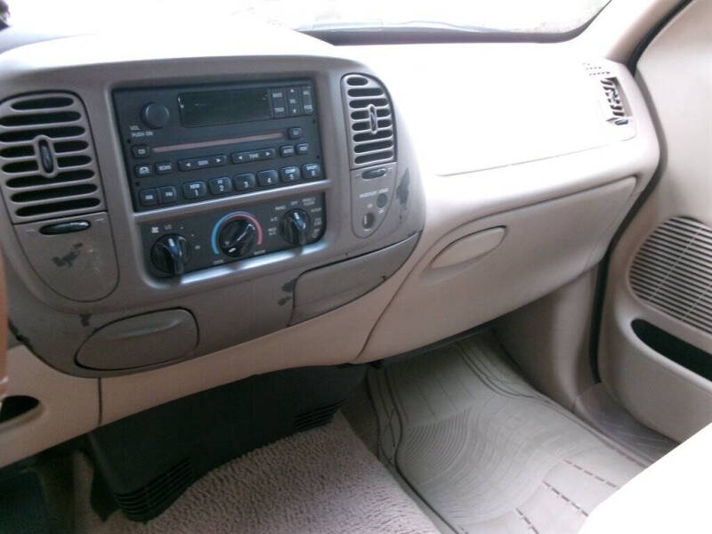 1999 Ford F-150 Lariat