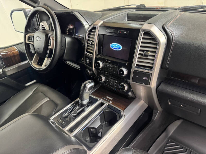 2016 Ford F-150 Platinum