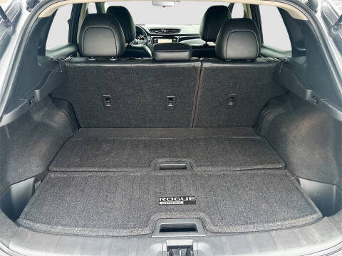 2022 Nissan Rogue Sport SL