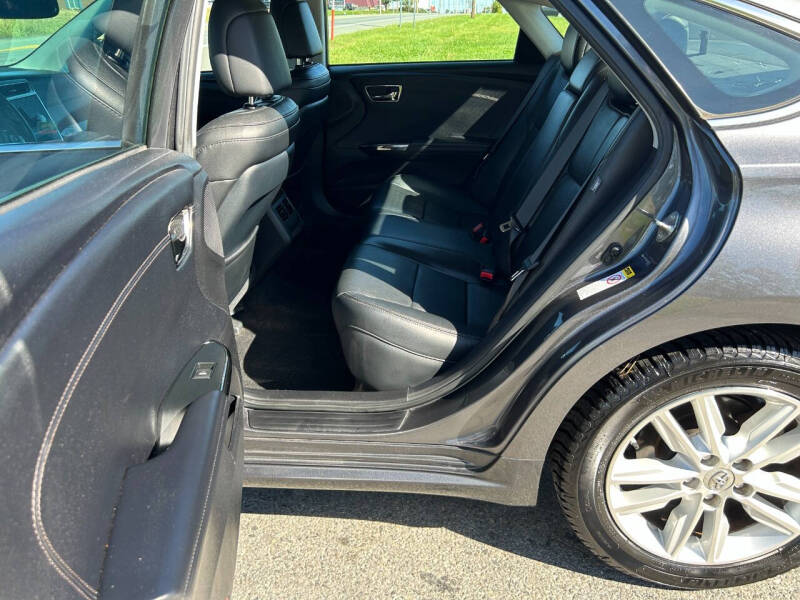 2014 Toyota Avalon XLE