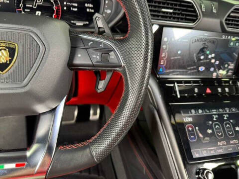 2022 Lamborghini Urus