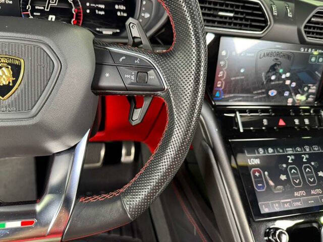 2022 Lamborghini Urus