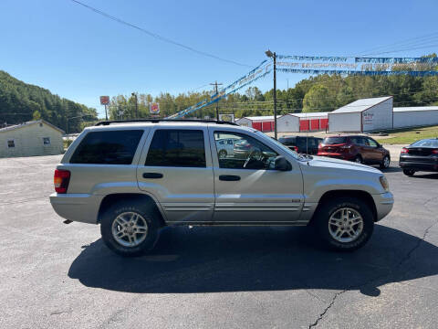 2004 Jeep Grand Cherokee for sale at Riley Auto Sales LLC in Nelsonville OH