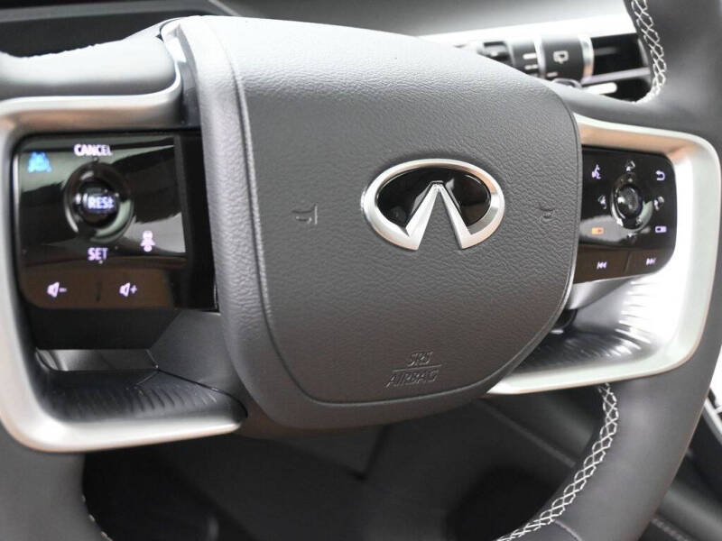 2026 Infiniti QX80 Luxe