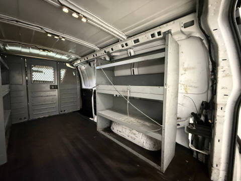 2017 Chevrolet Express 2500