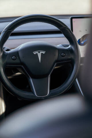 2019 Tesla Model 3 Long Range