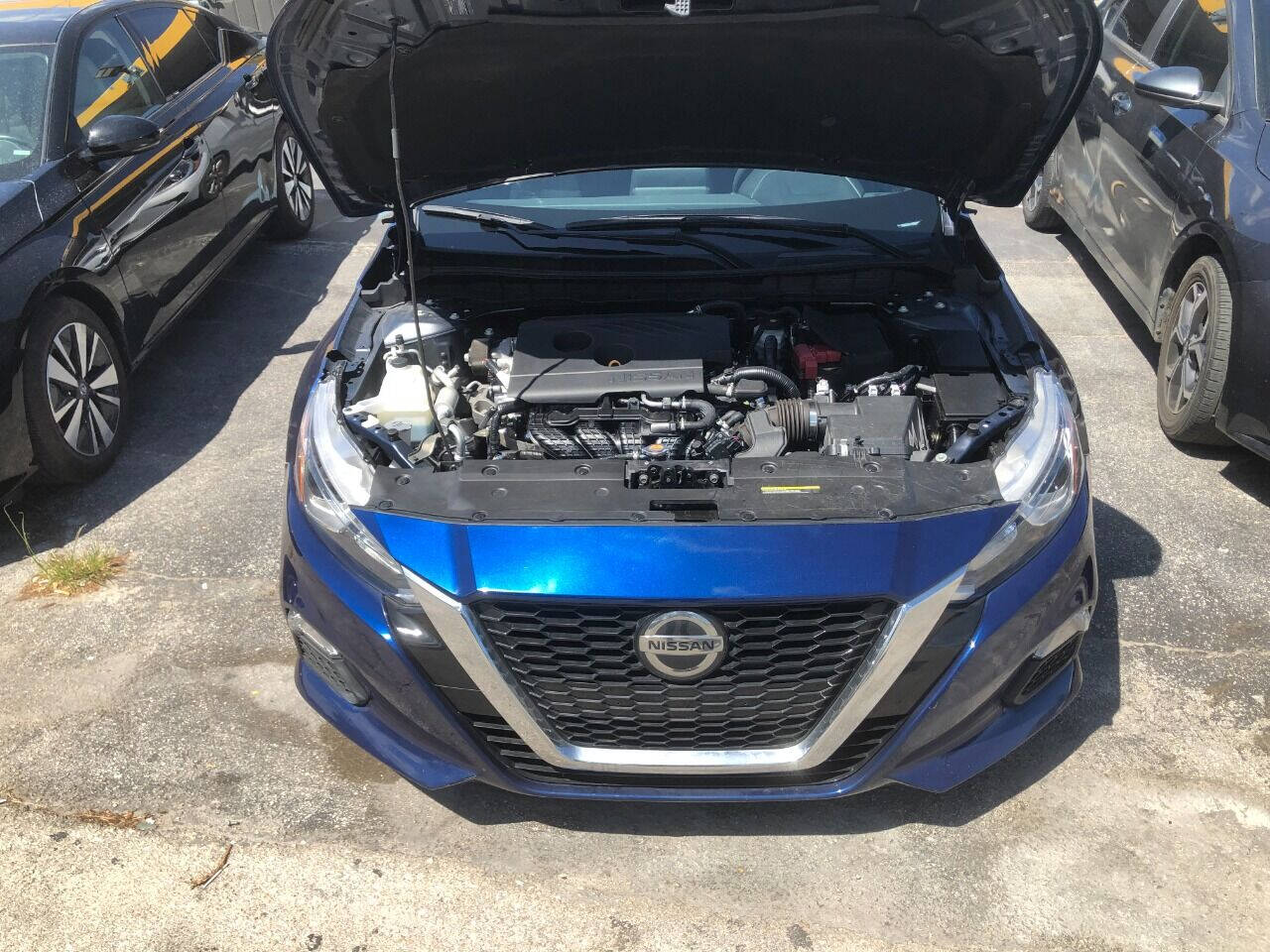 2020 Nissan Altima Sedan - $17,500