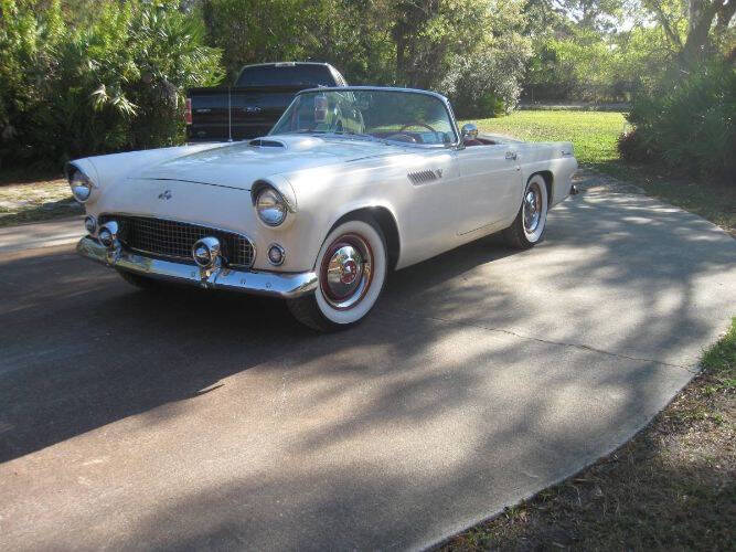 1955 Ford Thunderbird