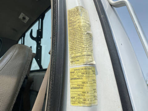 2000 Ford F-650 Super Duty