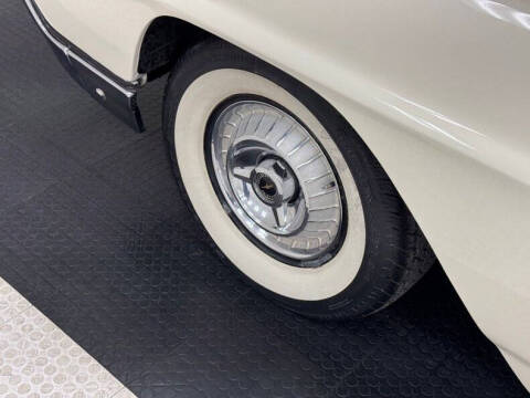 1963 Ford Thunderbird