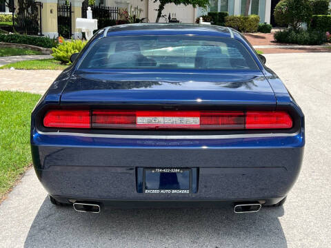 2014 Dodge Challenger SXT