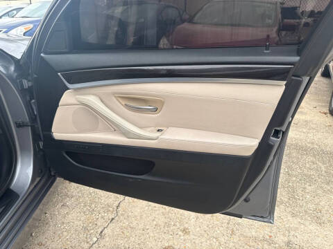 2012 BMW 5 Series 535i