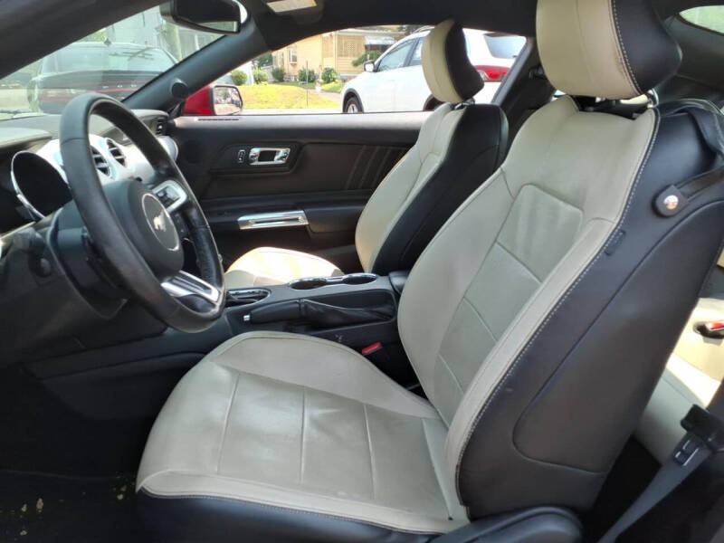 2015 Ford Mustang