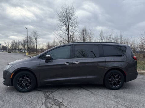 2018 Chrysler Pacifica Touring L Plus