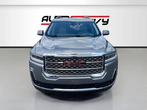 2022 GMC Acadia Denali