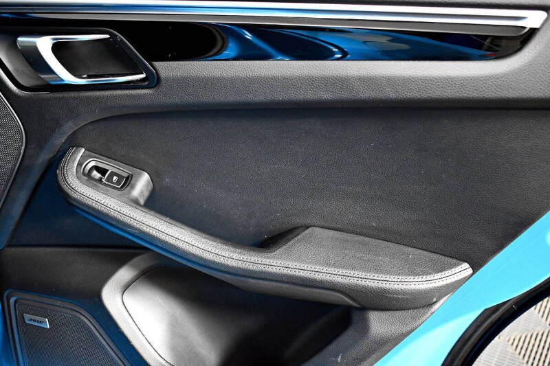 2019 Porsche Macan S