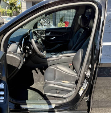 2018 Mercedes-Benz GLC GLC 300