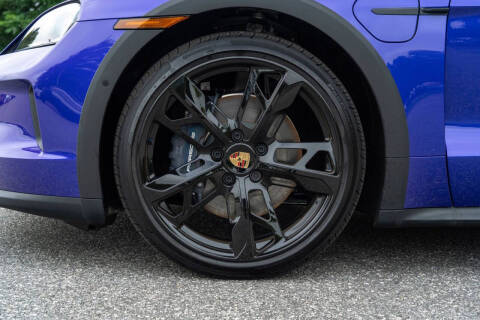 2025 Porsche Taycan 4 Cross Turismo