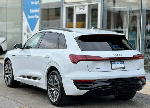 2024 Audi Q8 e-tron quattro Prestige