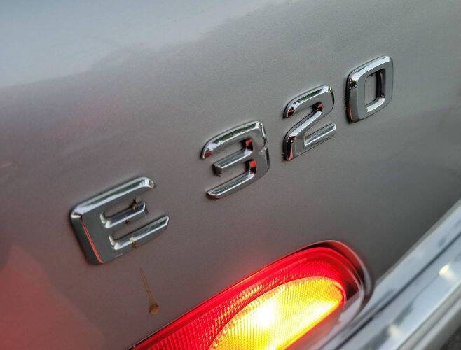 1998 Mercedes-Benz E-Class